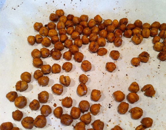 Close-up of the cooked chickpeas.  Yum.